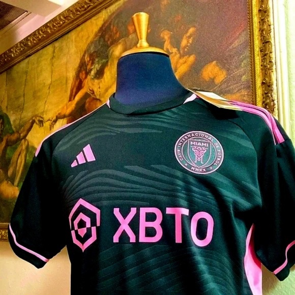 Adidas Inter Miami Away Messi#10 Original Jersey ⚽️🖤🩷⚽️ - Picture 1 of 9